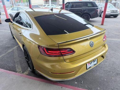 Kurkuma Yellow Metallic 2019 Volkswagen Arteon 2.0T SEL Premium R-Line