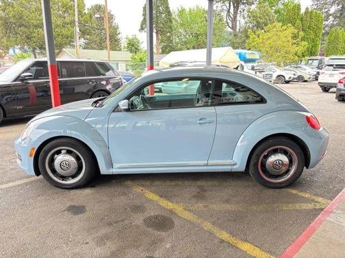 Blue 2012 Volkswagen Beetle 2.5L