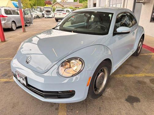 Blue 2012 Volkswagen Beetle 2.5L