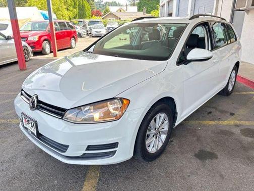 Pure White 2016 Volkswagen Golf SportWagen TSI S 4-Door