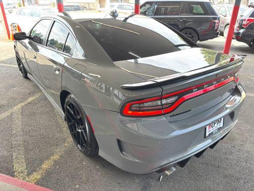 Gray 2018 Dodge Charger R/T 392