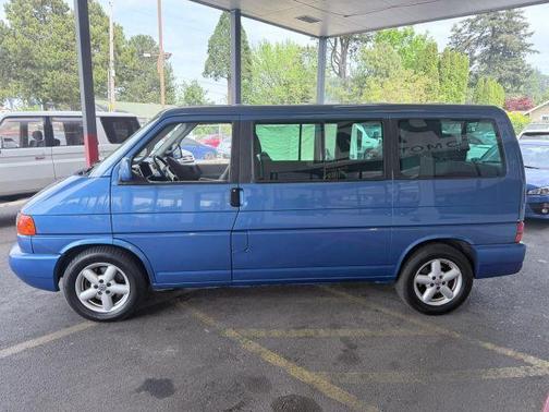 Blue 2003 Volkswagen Eurovan MV