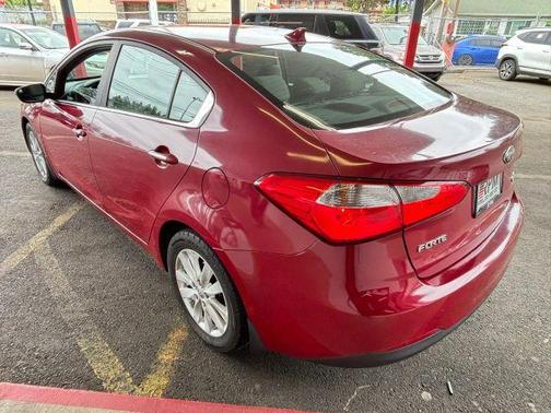 Red 2014 Kia Forte EX