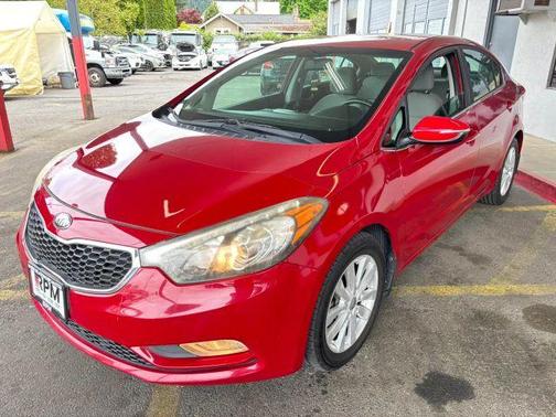 Red 2014 Kia Forte EX