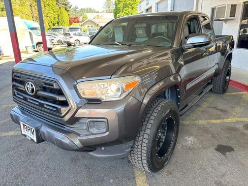 Gray 2016 Toyota Tacoma SR