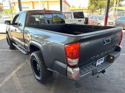 Gray 2016 Toyota Tacoma SR