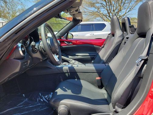 Soul Red Crystal Metallic 2026 Mazda MX-5 Miata Grand Touring