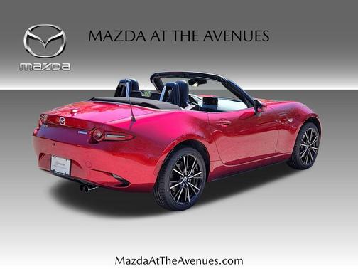 Soul Red Crystal Metallic 2026 Mazda MX-5 Miata Grand Touring