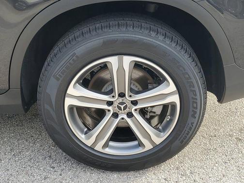 2022 Mercedes-Benz GLC 300 Base