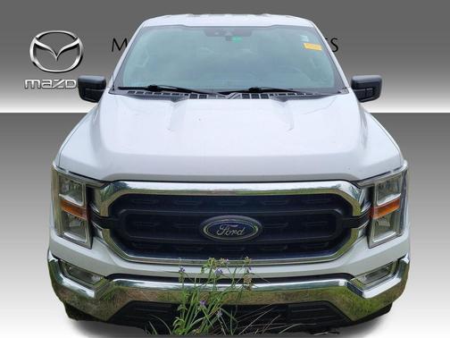Oxford White 2021 Ford F-150 XLT