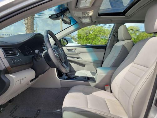 2017 Toyota Camry XLE