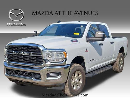 Bright White Clearcoat 2023 RAM 2500 Big Horn