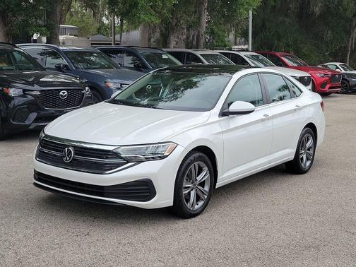 Opal White Pearl Effect 2024 Volkswagen Jetta 1.5T SE