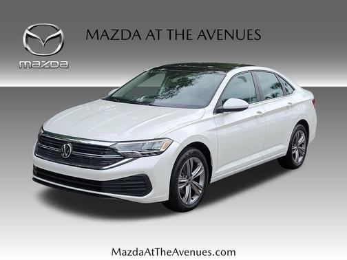 Opal White Pearl Effect 2024 Volkswagen Jetta 1.5T SE