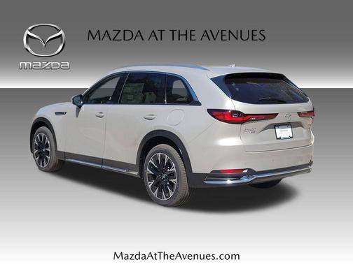 2026 Mazda CX-90 PHEV Premium Plus