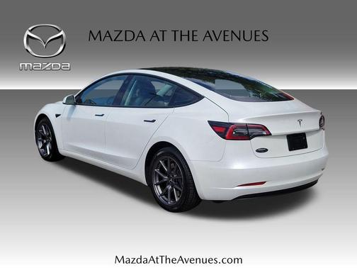 Pearl White 2023 Tesla Model 3 Base