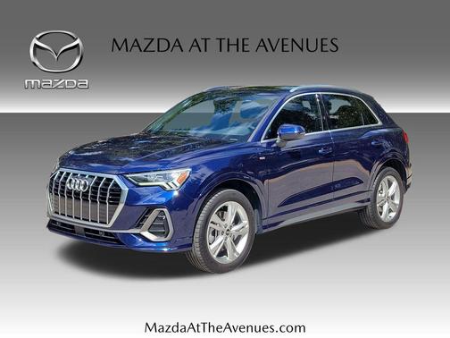 Navarra Blue Metallic 2023 Audi Q3 45 S line Premium