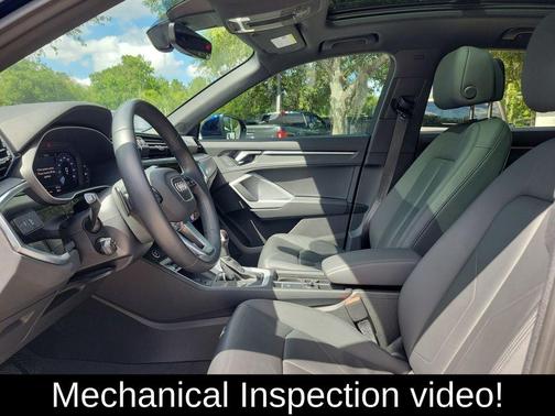 Navarra Blue Metallic 2023 Audi Q3 45 S line Premium