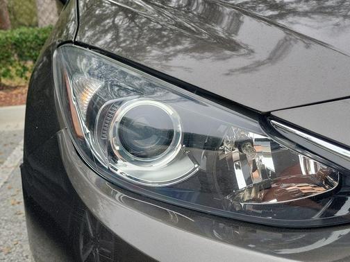 2015 Mazda Mazda3 i SV