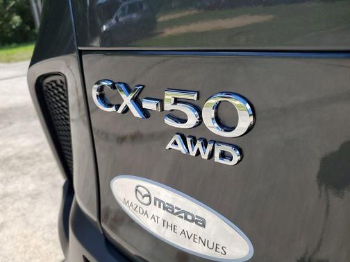 2026 Mazda CX-50 Premium
