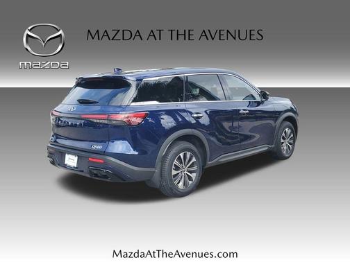 2023 INFINITI QX60 Pure