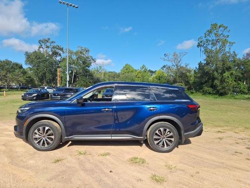 2023 INFINITI QX60 Pure
