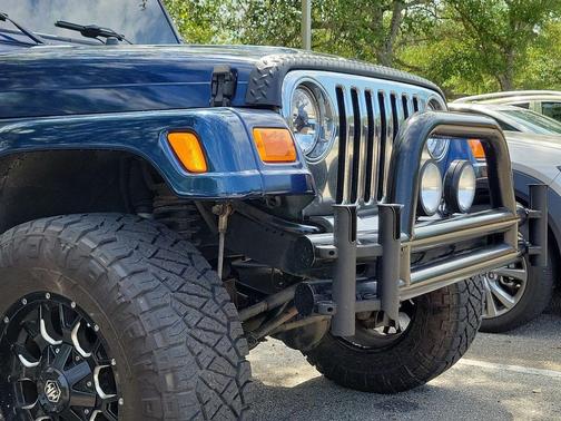 Patriot Blue Pearlcoat 2005 Jeep Wrangler Unlimited