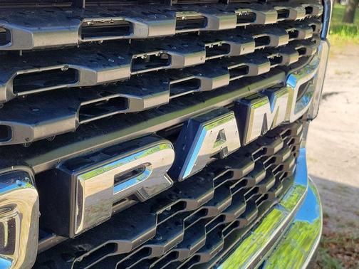 Bright White Clearcoat 2023 RAM 2500 Big Horn