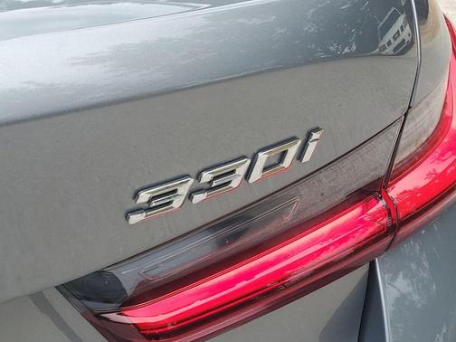 2023 BMW 330 i