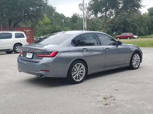 2023 BMW 330 i