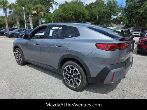 2025 BMW X2 xDrive28i