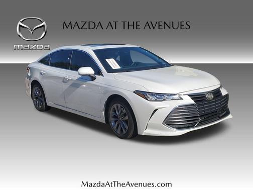2019 Toyota Avalon XLE