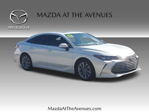 2019 Toyota Avalon XLE