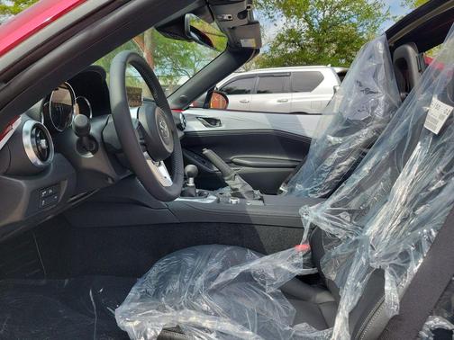 Soul Red Crystal Metallic 2026 Mazda MX-5 Miata Grand Touring