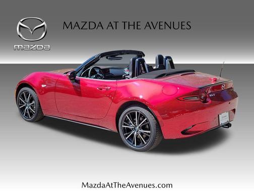 Soul Red Crystal Metallic 2026 Mazda MX-5 Miata Grand Touring