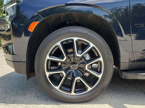 Midnight Blue Metallic 2023 Chevrolet Tahoe RST
