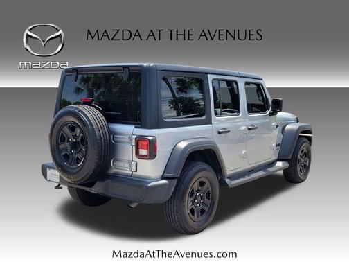 Silver Zynith Clearcoat 2022 Jeep Wrangler Unlimited Sport