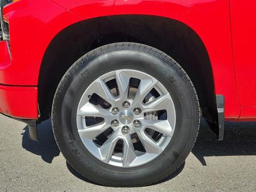 Red 2022 Chevrolet Silverado 1500 Custom