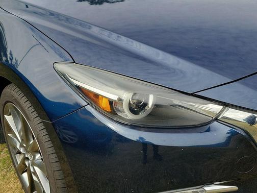 2018 Mazda Mazda3 Grand Touring