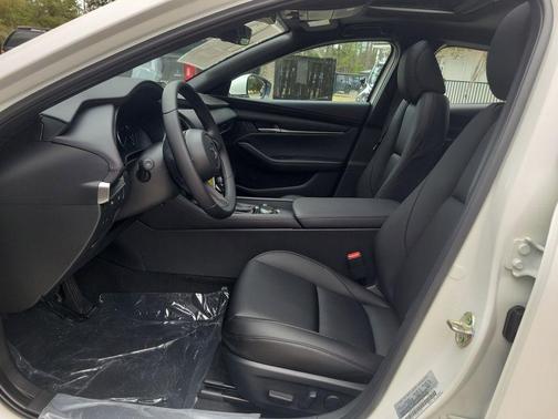 2026 Mazda Mazda3 FWD w/Preferred Package