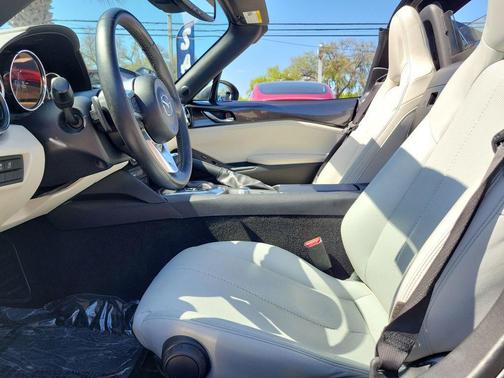 Machine Gray Metallic 2021 Mazda MX-5 Miata RF Grand Touring