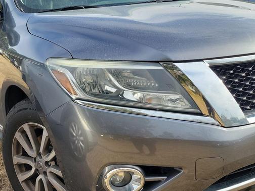 2015 Nissan Pathfinder SL