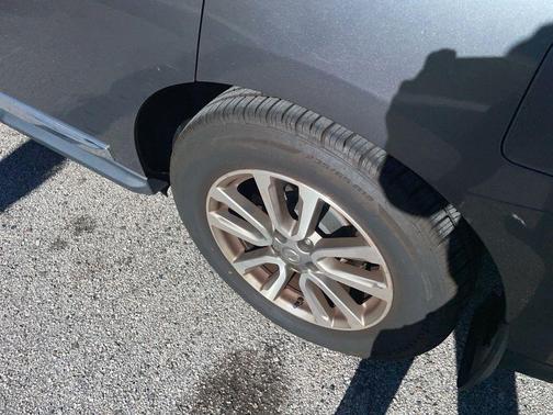 2015 Nissan Pathfinder SL