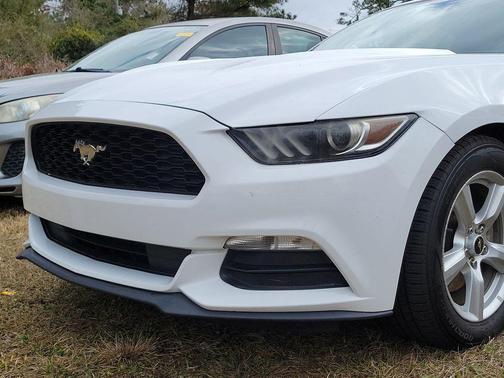 2016 Ford Mustang V6