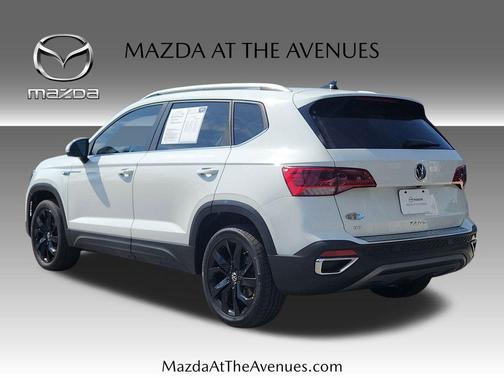 2023 Volkswagen Taos 1.5T SE