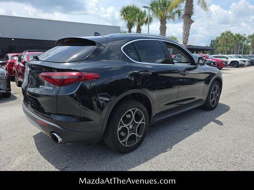 2018 Alfa Romeo Stelvio Base