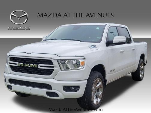 Bright White Clearcoat 2022 RAM 1500 Big Horn