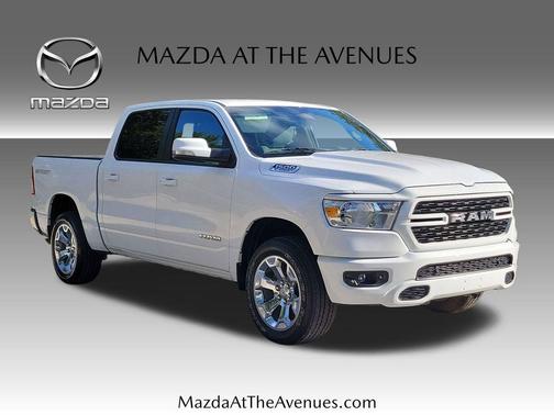 Bright White Clearcoat 2022 RAM 1500 Big Horn
