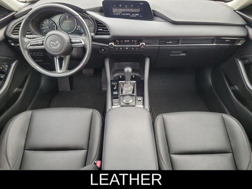 2022 Mazda Mazda3 FWD w/Preferred Package