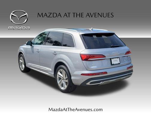Florett Silver Metallic 2021 Audi Q7 45 Premium Plus